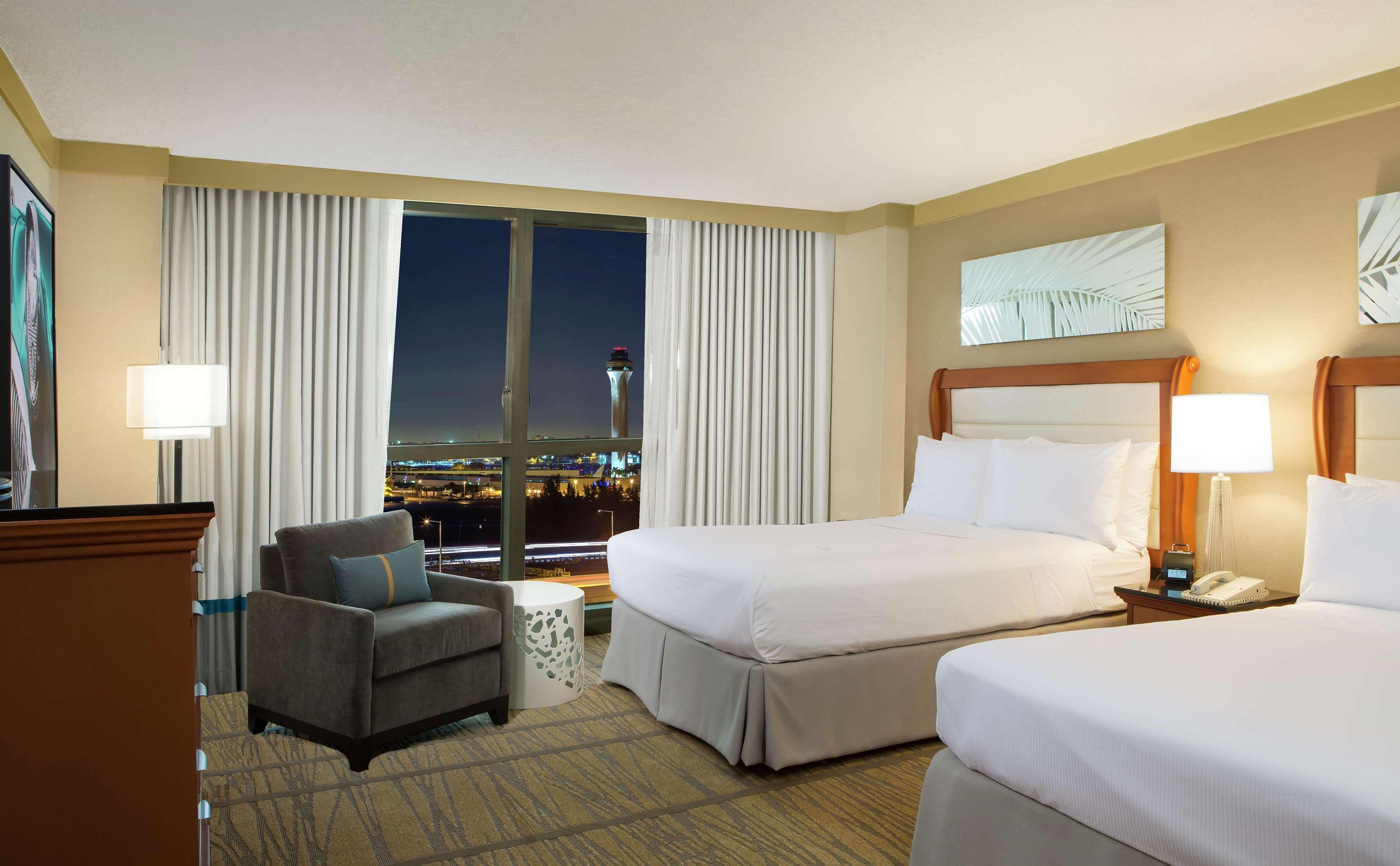 Doubletree By Hilton Hotel Miami Airport & Convention Center Miami Springs Eksteriør bilde
