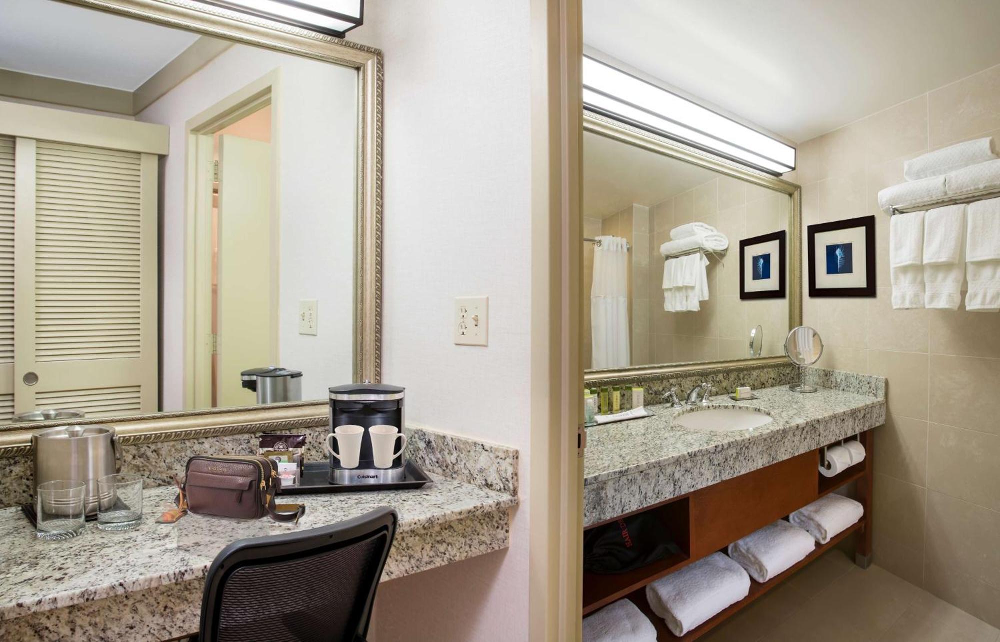 Doubletree By Hilton Hotel Miami Airport & Convention Center Miami Springs Eksteriør bilde